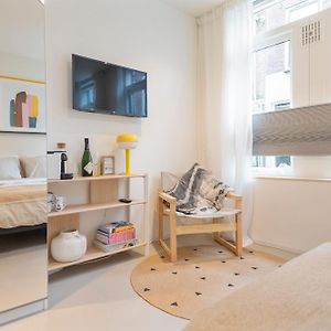 Studio met een King Size Bed